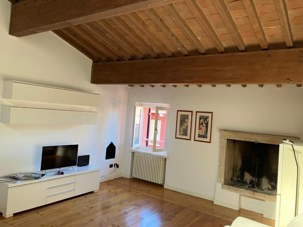 Locazione Via Fama 7 Apartamento Verona Exterior foto